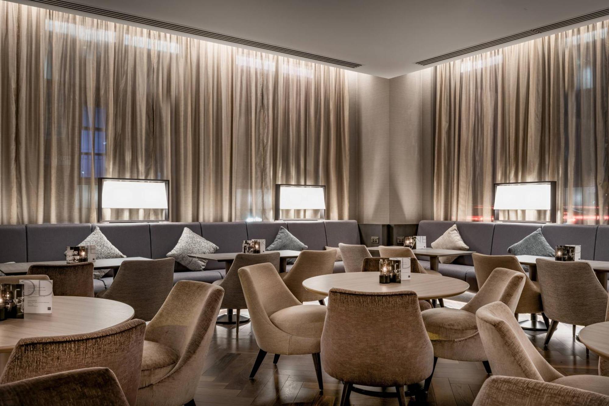 Ac By Marriott Centre Отель